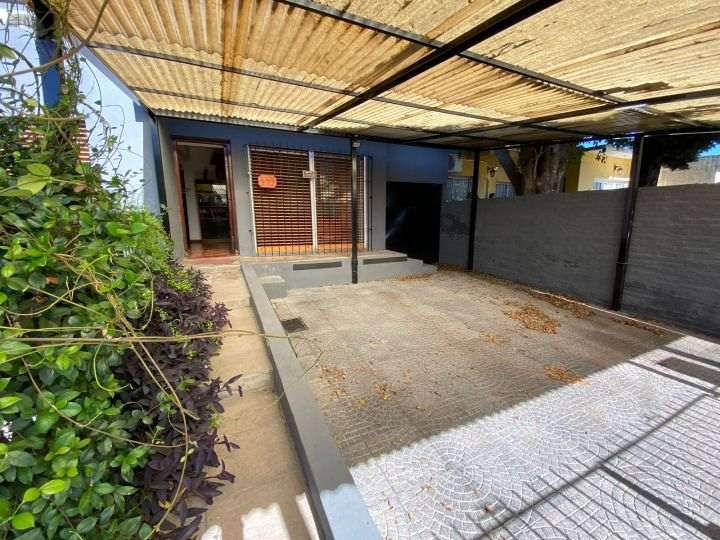 CHALET DOS PLANTAS EN PARQUE QUIRNO - Imagen 5