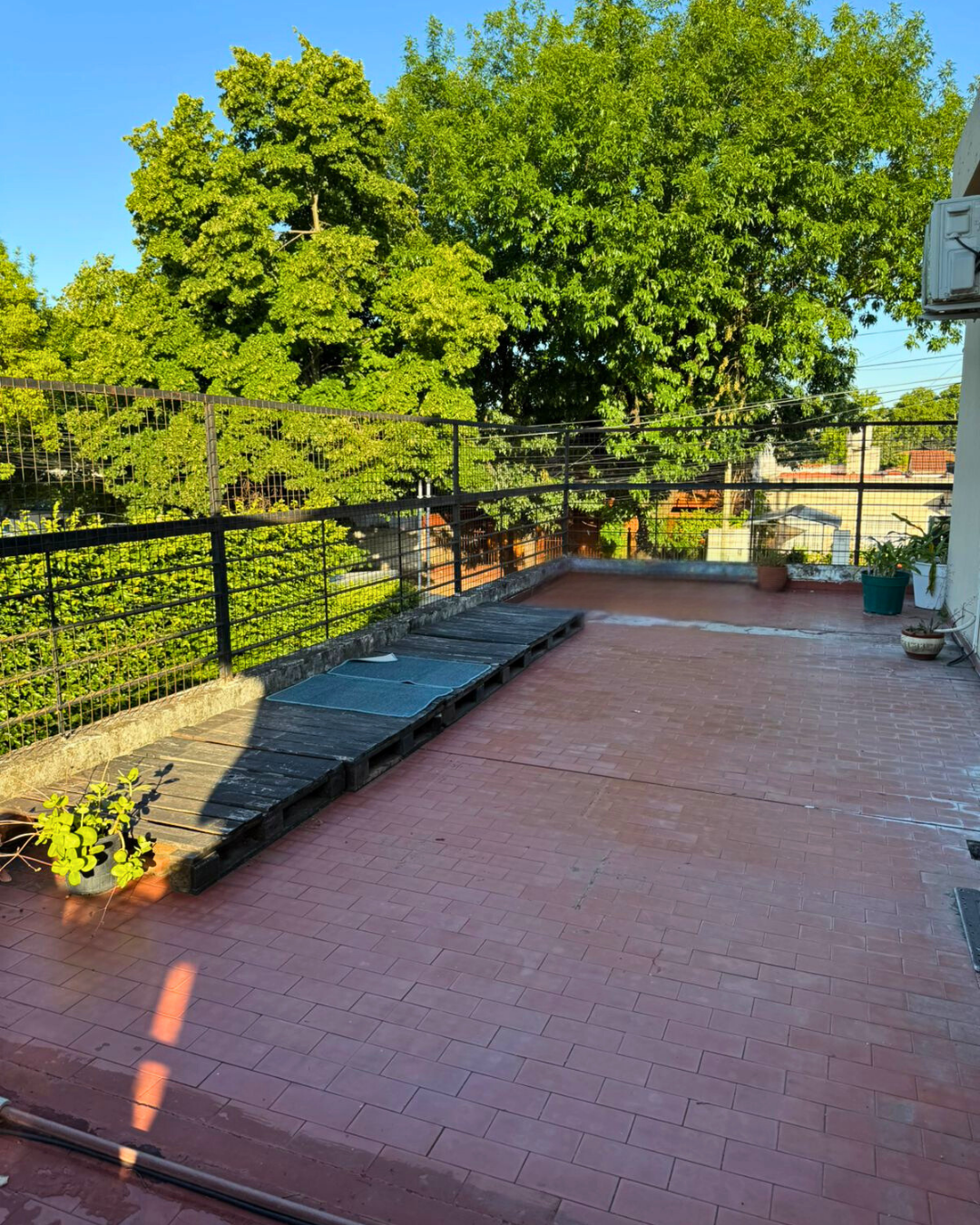 CASA DOS PLANTAS A DOS CUADRAS DE AV. IDEAL DOS FAMILIAS - Imagen 16
