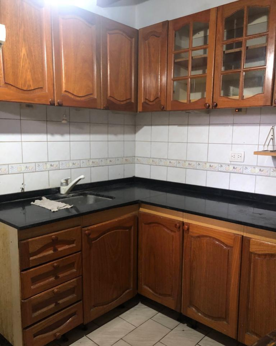 CHALET 6 AMB. A METROS DE AVENIDA. APTO CREDITO - Imagen 2