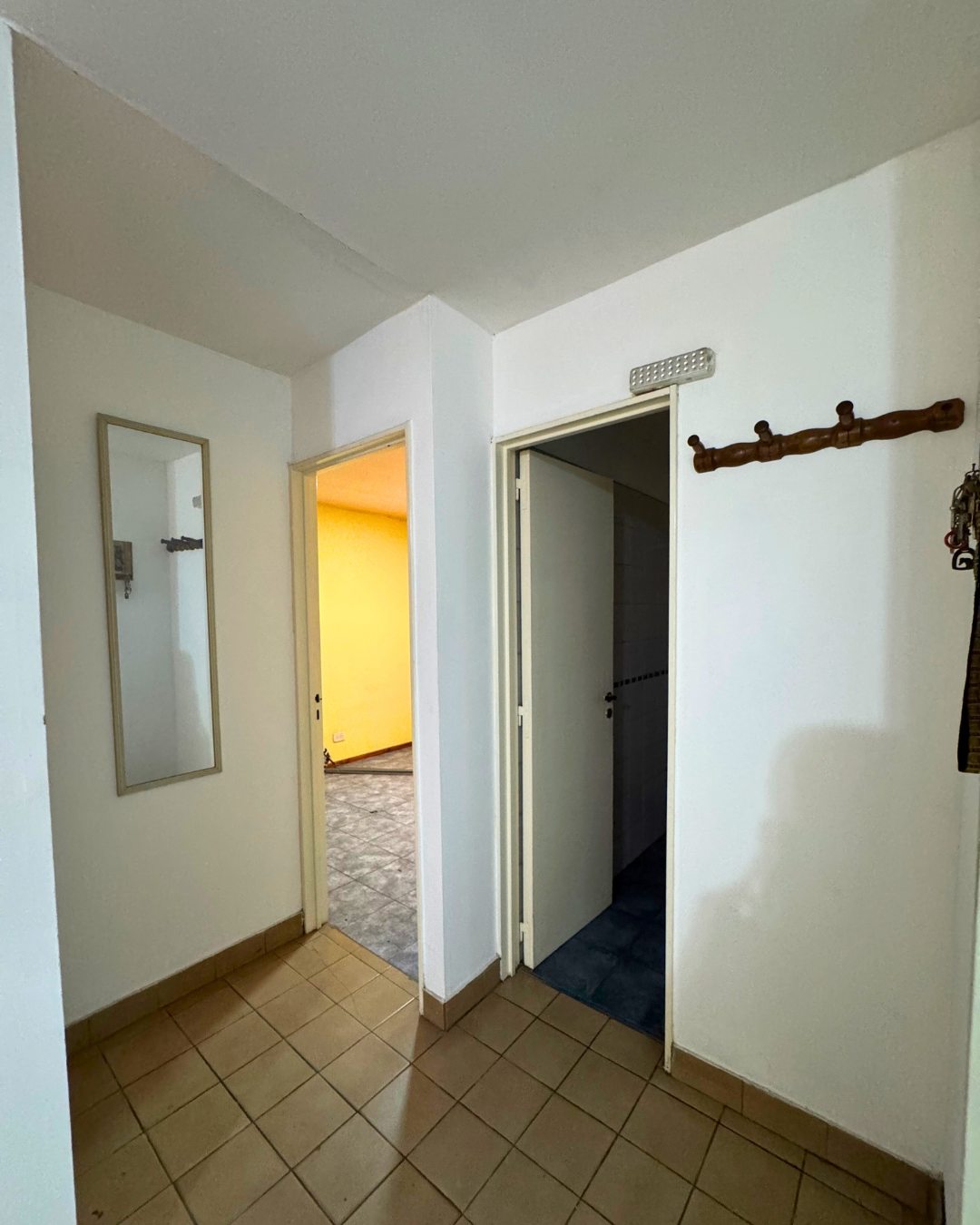 CHALET EN BARRIO LOS TRONCOS - Imagen 6