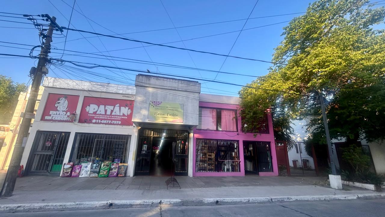 LOCAL SOBRE BUSTAMANTE - BARRIO CARTERO
