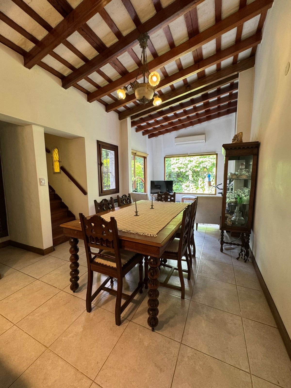 CHALET 4 AMBIENTES A UNA CUADRA DE AVENIDA - Imagen 11