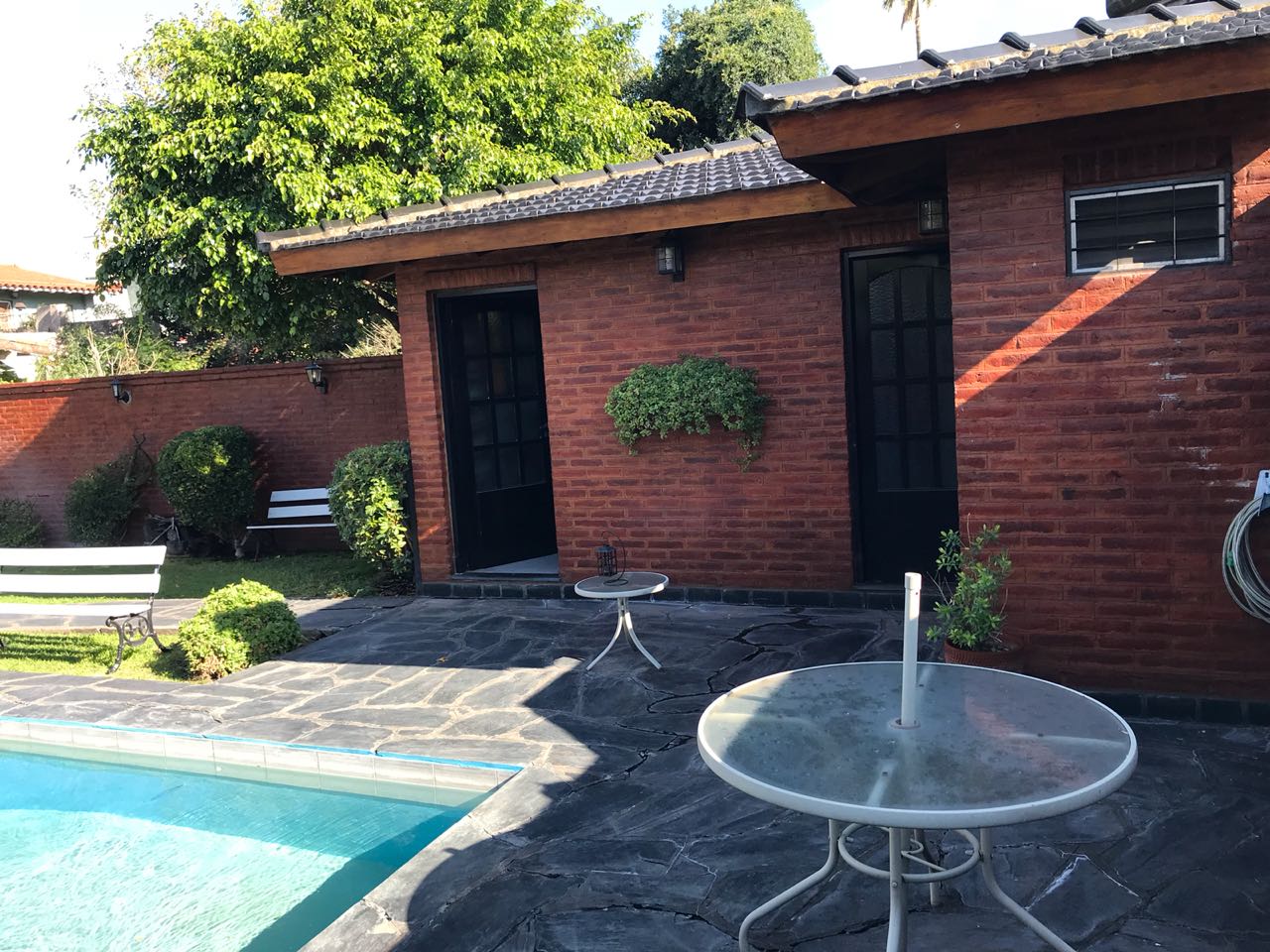 CHALET DOS PLANTAS EN PARQUE QUIRNO - Imagen 13