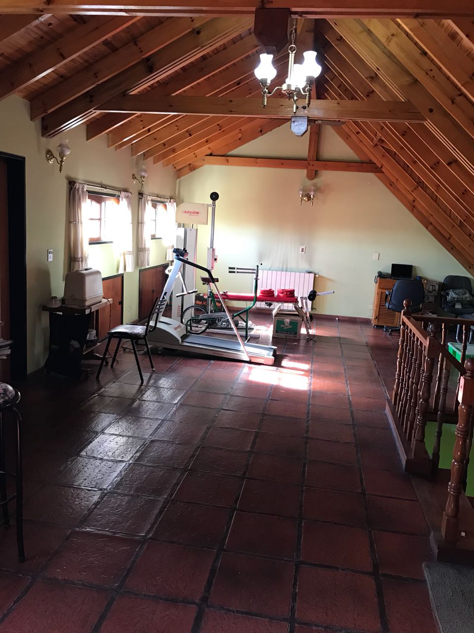 CHALET DOS PLANTAS EN PARQUE QUIRNO - Imagen 10