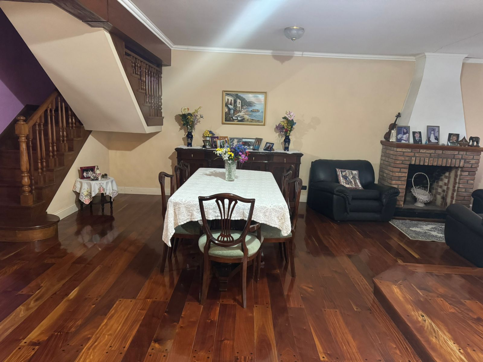 CHALET 7 AMBIENTES CON QUINCHO Y JARDIN - Imagen 13