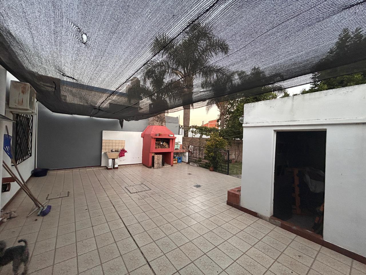 CASA CON LOCAL EN PARQUE QUIRNO - Imagen 6
