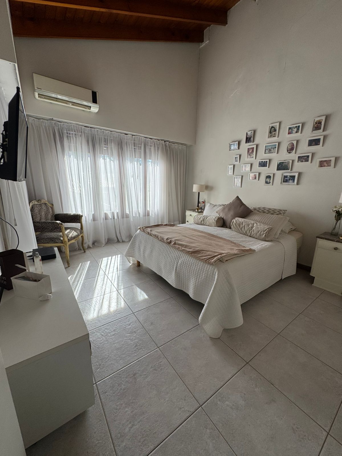 CHALET 4 AMBIENTES A UNA CUADRA DE AVENIDA - Imagen 17