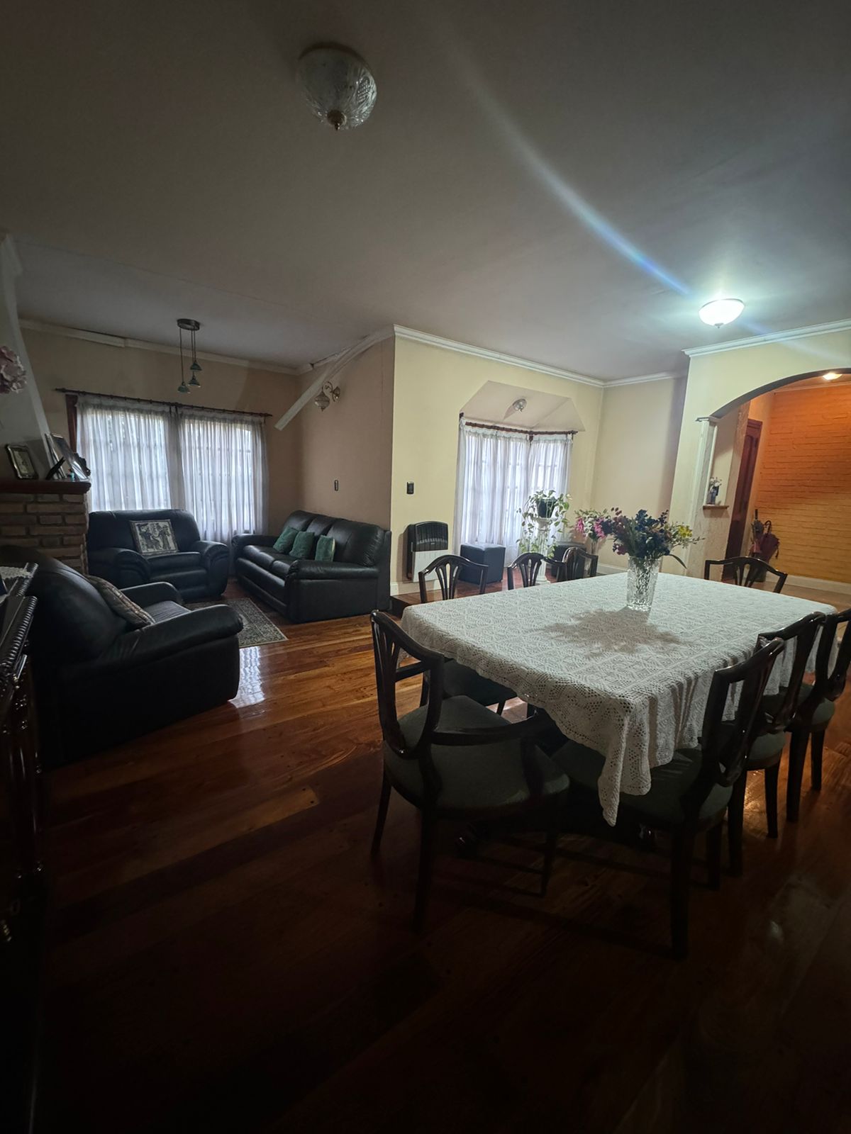 CHALET 7 AMBIENTES CON QUINCHO Y JARDIN - Imagen 16