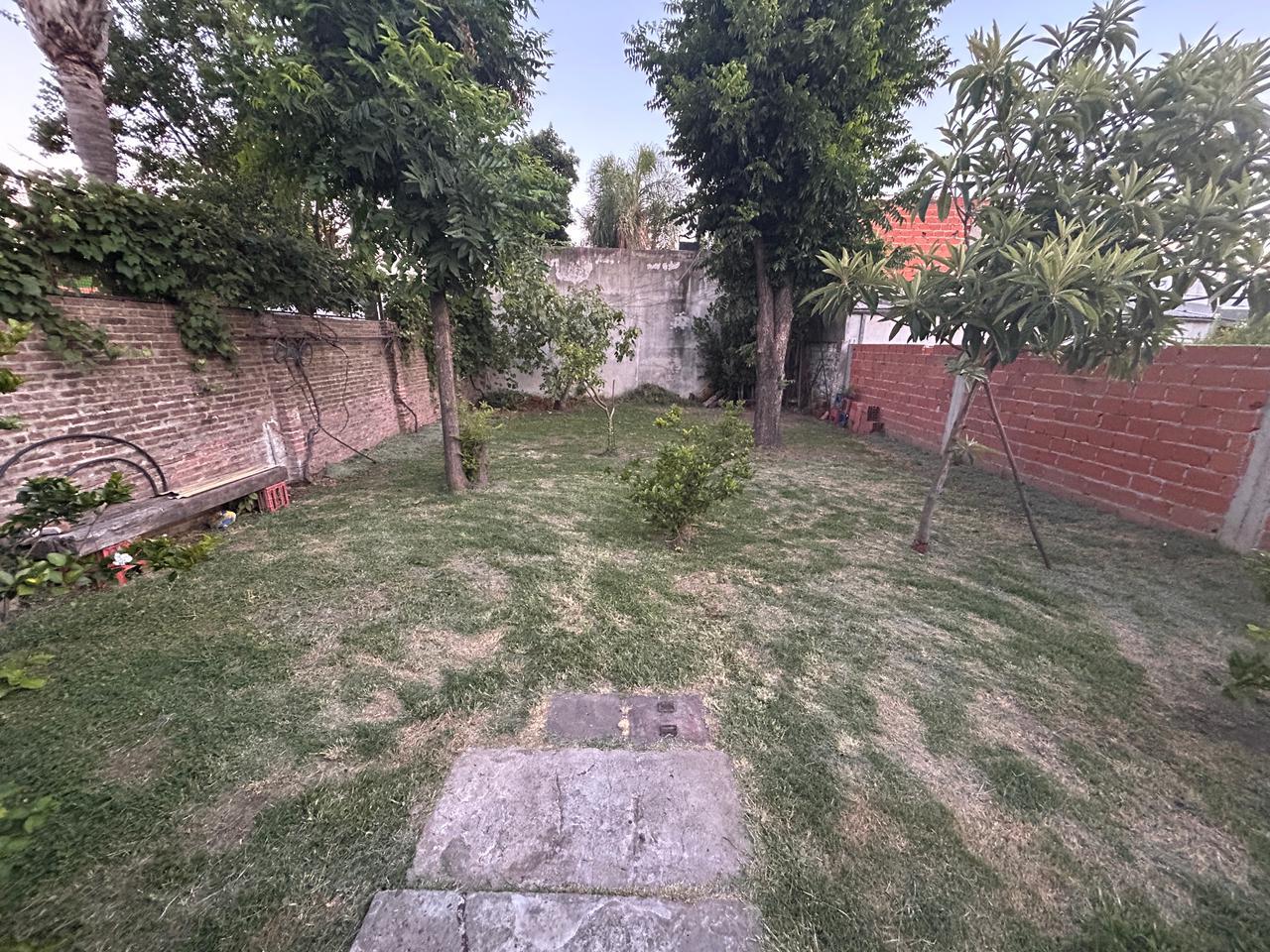 CASA CON LOCAL EN PARQUE QUIRNO - Imagen 15