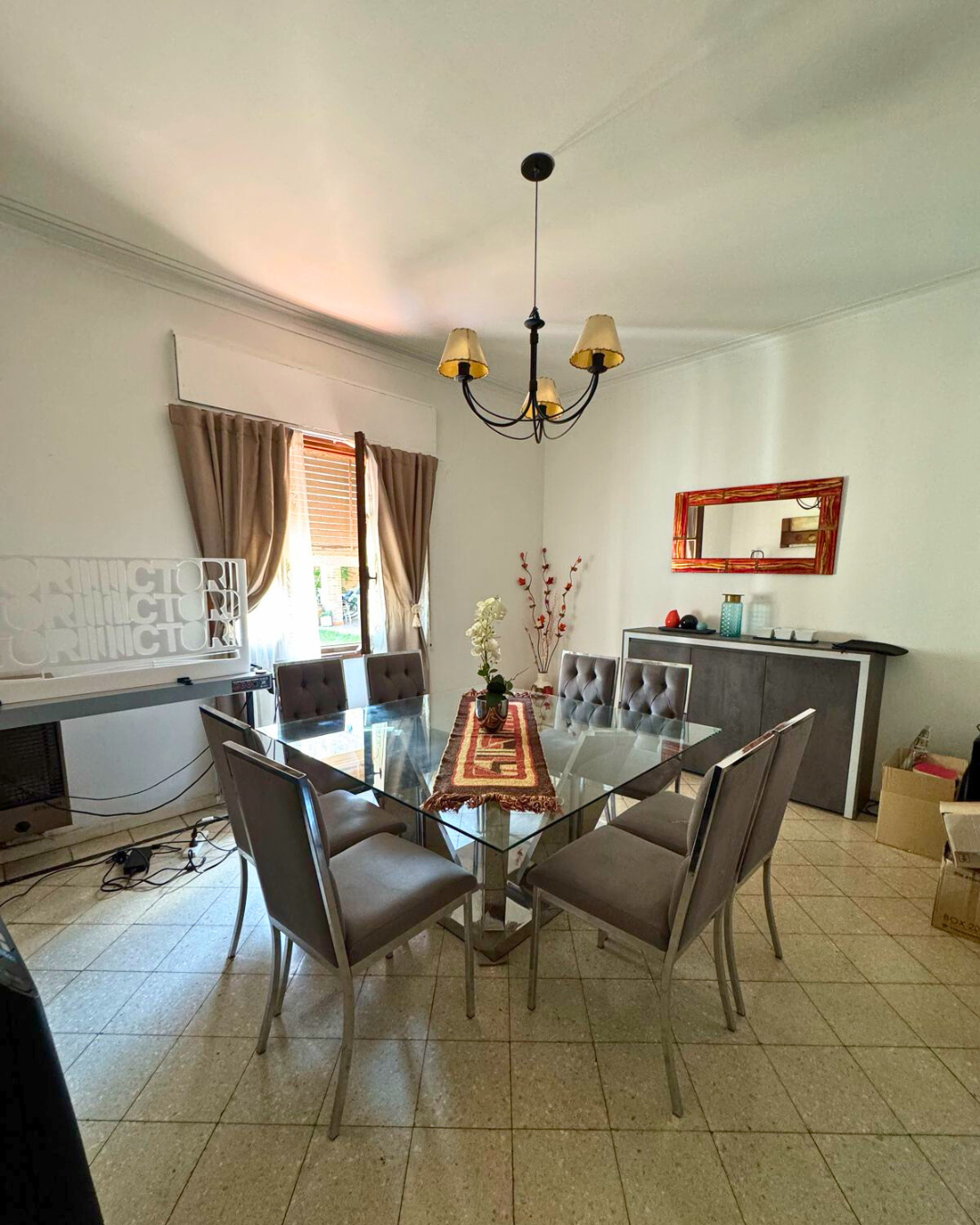 IMPORTANTE PROPIEDAD SOBRE LOTE DE 1272M2 A MTS DE AVENIDA - Imagen 4