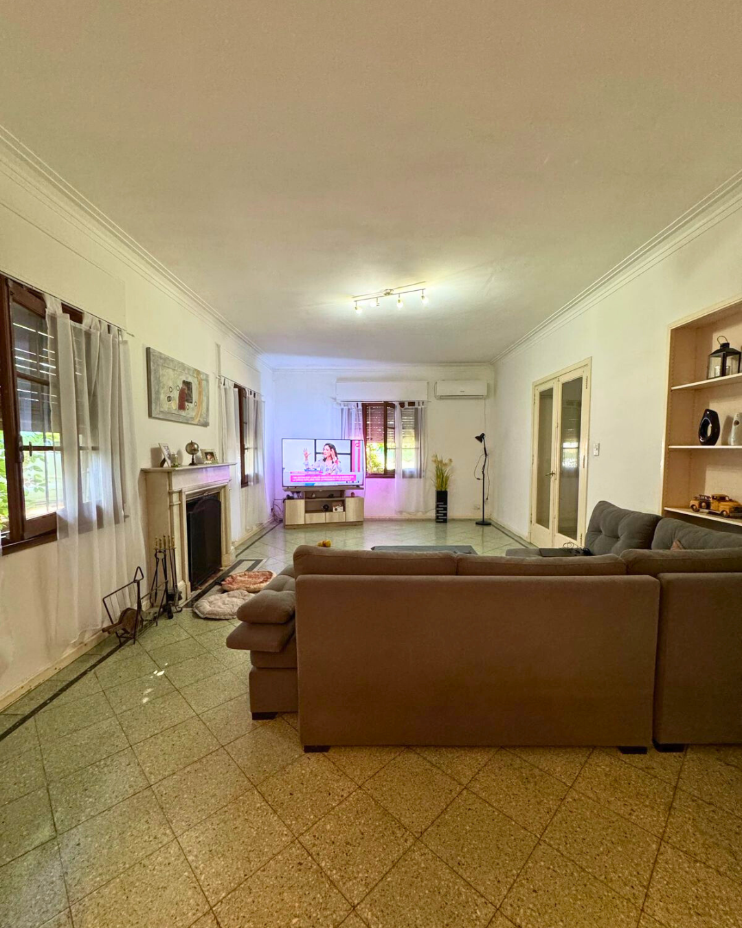 IMPORTANTE PROPIEDAD SOBRE LOTE DE 1272M2 A MTS DE AVENIDA - Imagen 5