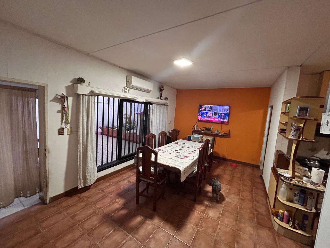 CASA CON LOCAL EN PARQUE QUIRNO - Imagen 10