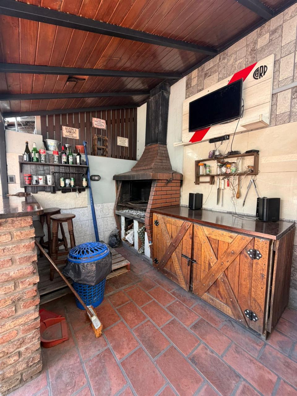 CHALET DOS PLANTAS A METROS DE BUSTAMANTE - Imagen 9