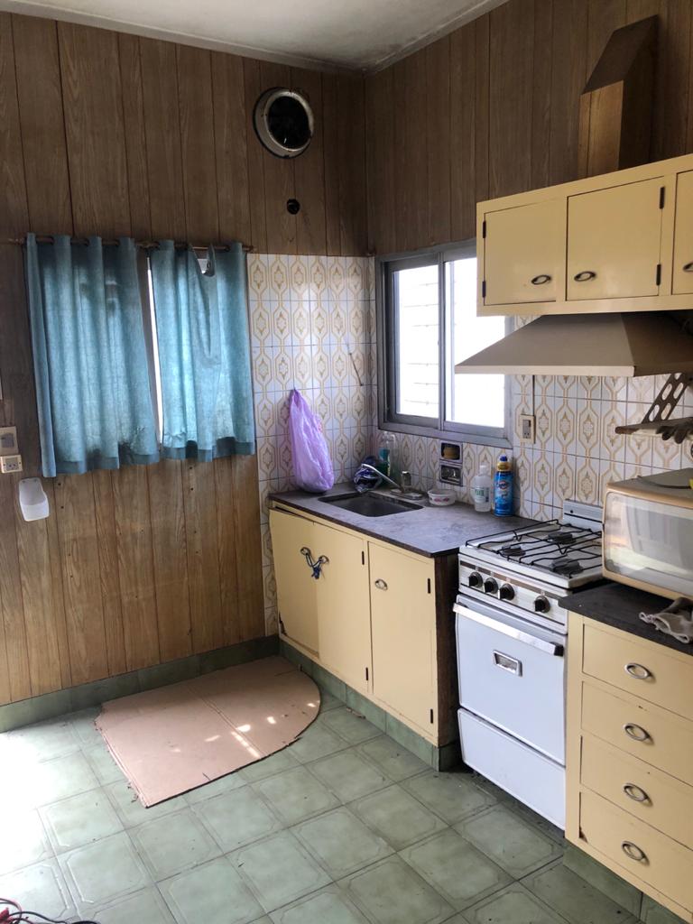 CASA EN VILLA TESEI SOBRE LOTE DE 10 X 50 - Imagen 9
