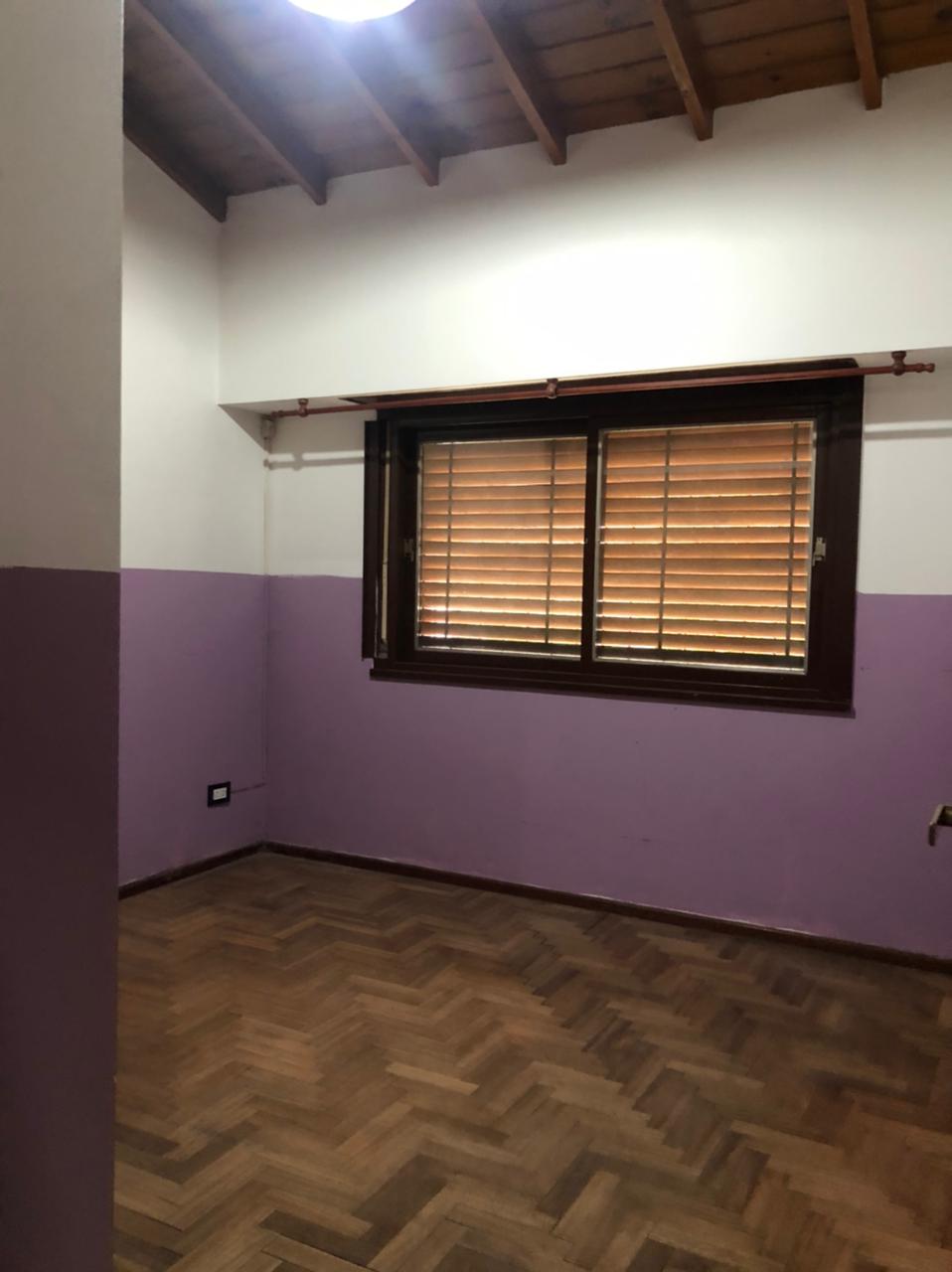 CHALET EN VENTA A UNA CUADRA DE AVENIDA - Imagen 16