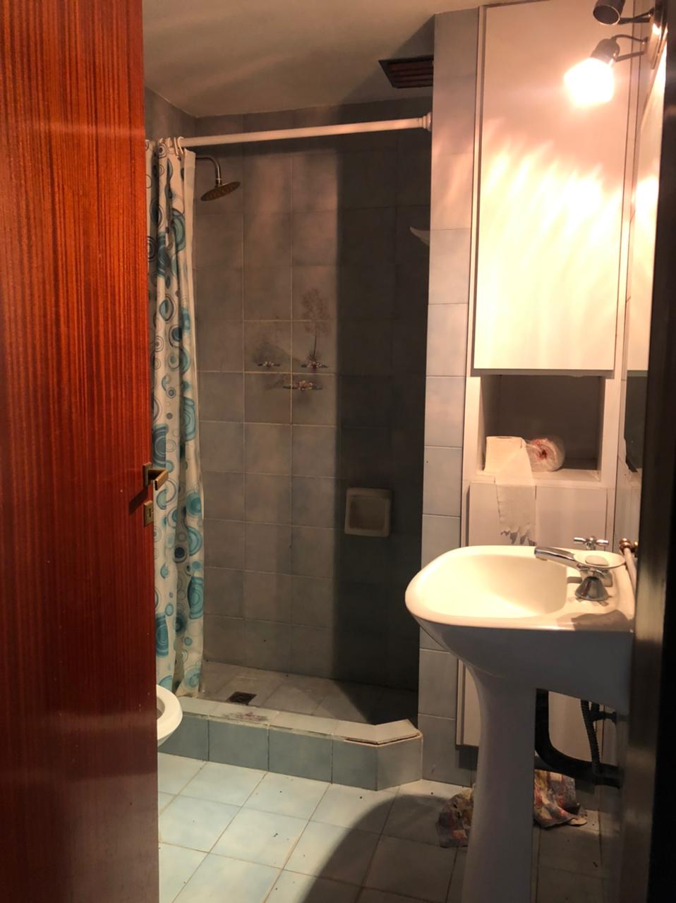 CHALET EN VENTA A UNA CUADRA DE AVENIDA - Imagen 13