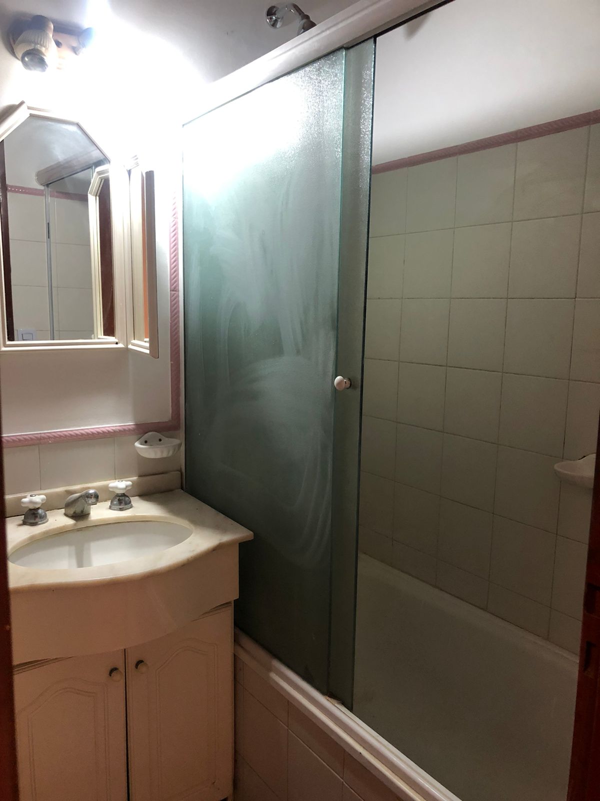 DUPLEX 4 AMBIENTES A UNA CUADRA DE AV. VERGARA - Imagen 9