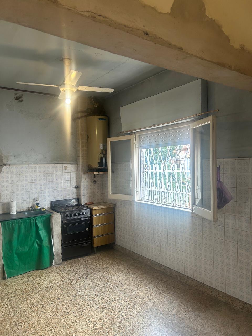 CASA 3 AMB. SOBRE LOTE 10 X 40 - Imagen 8