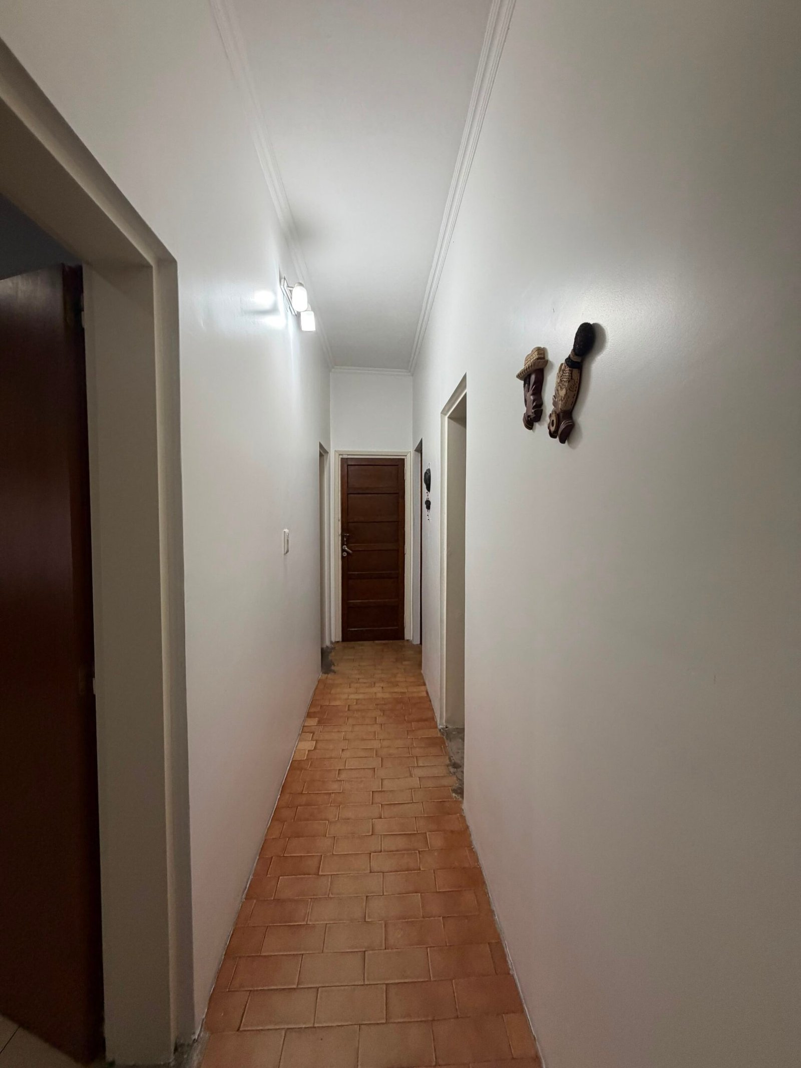 CHALET 4 AMB. EN ESQUINA - Imagen 12
