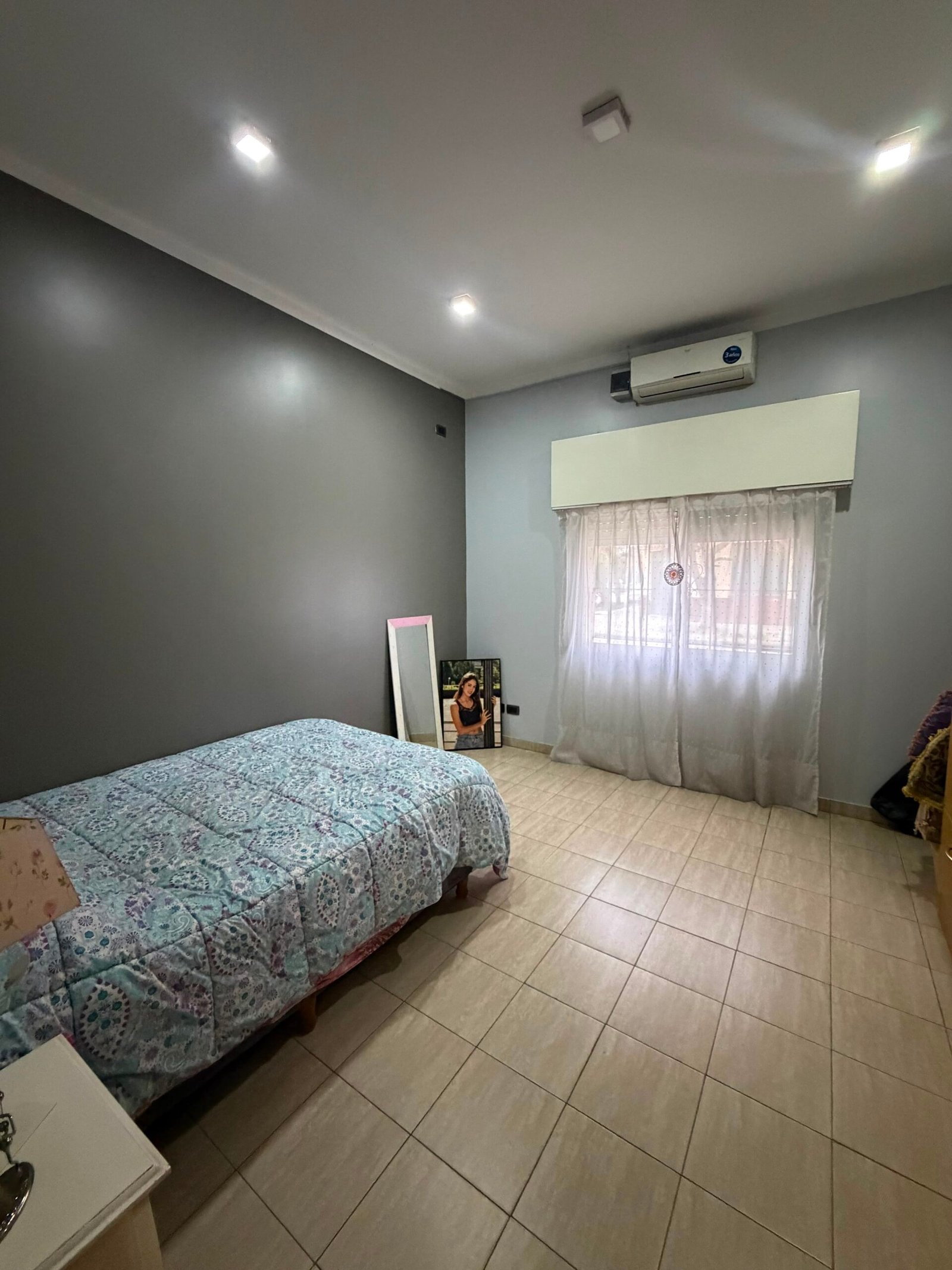 CHALET 4 AMB. EN ESQUINA - Imagen 14