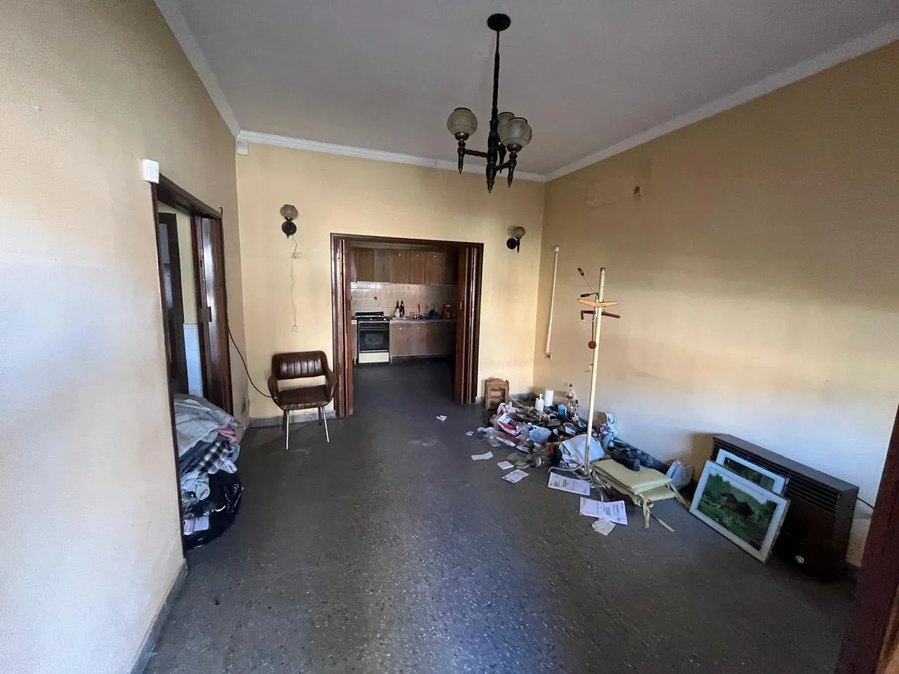 LOCAL COMERCIAL SOBRE AV. VERGARA + CASA 3 AMB. - Imagen 21