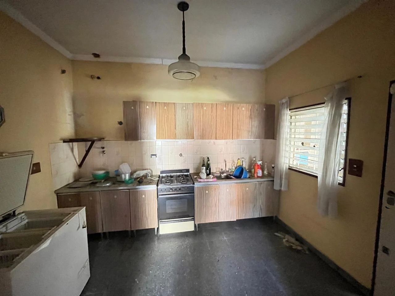 LOCAL COMERCIAL SOBRE AV. VERGARA + CASA 3 AMB. - Imagen 17